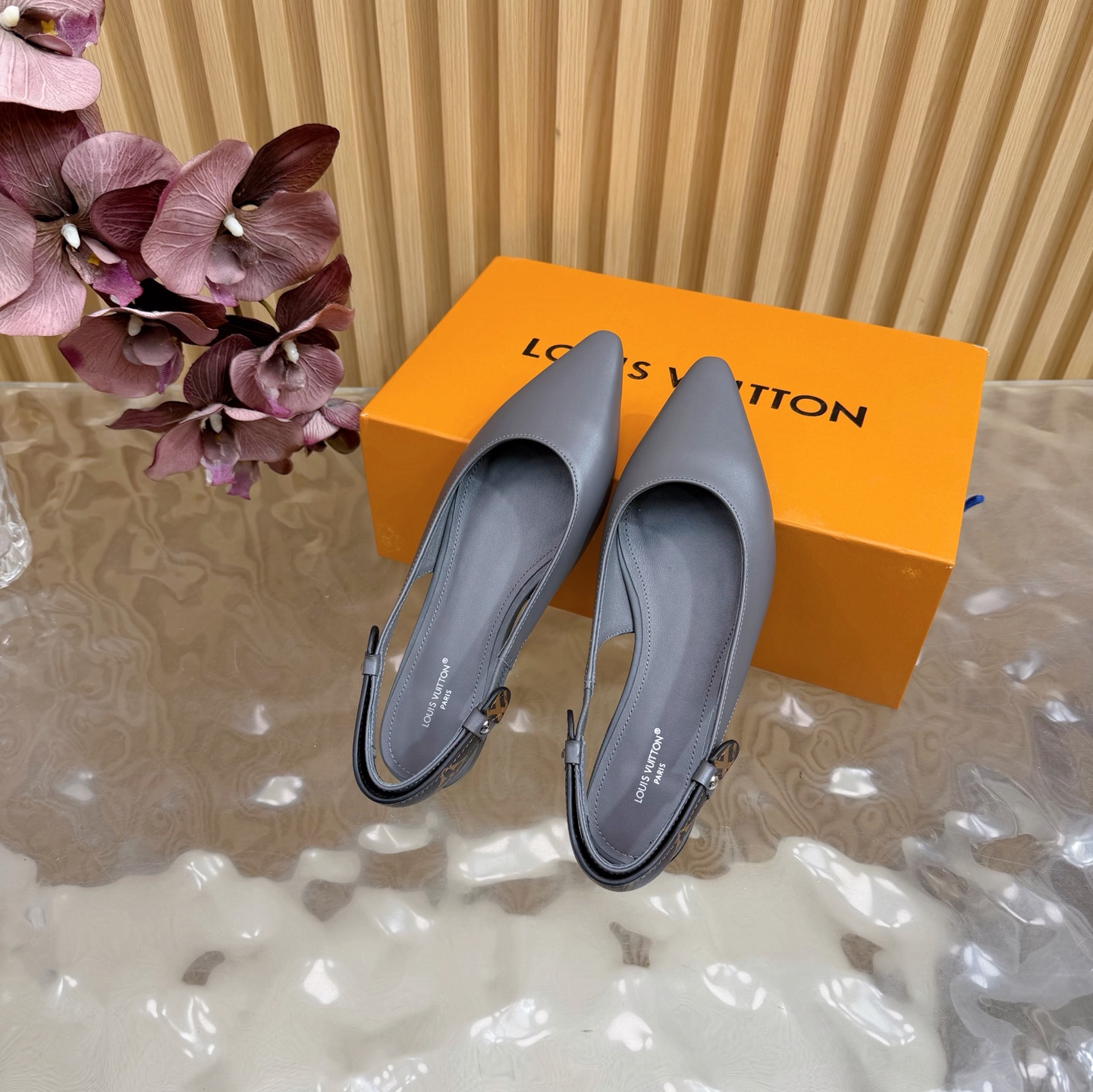 Women's high heels